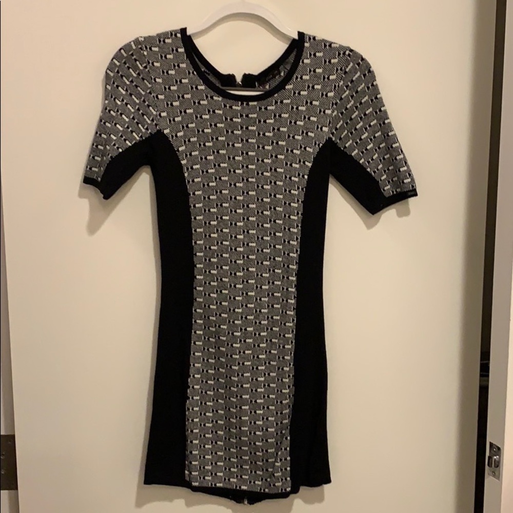 Dex women’s dress